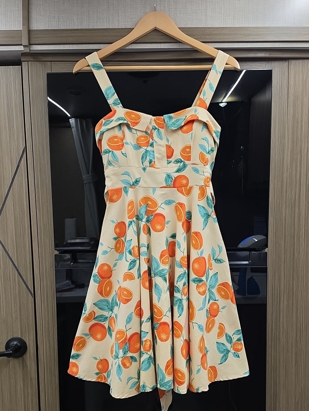 ππ±FRUIT ORANGE MIDI DRESS WITH LEAVES" BY " EVA ROSE" ππ± - Picture 15 of 15